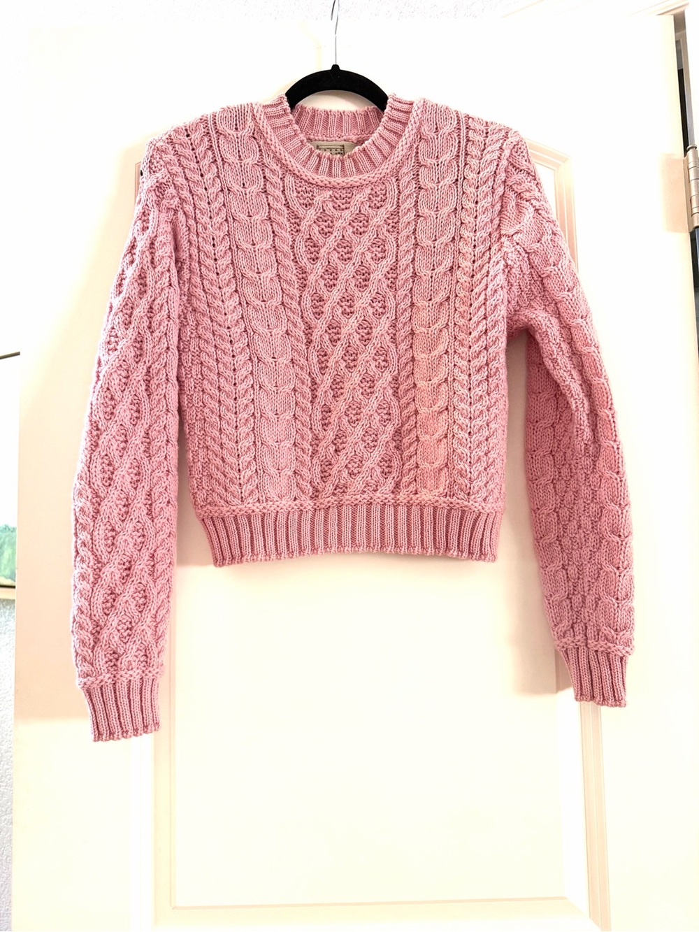 NWOT Aran Sweater Market 100% Merino Wool Cable Knit Fisherman Sweater. SZ S